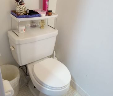 For Lease - 25 Sunrise Avenue Unit# 202, Toronto, Ontario - Photo 3