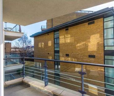 Dolphin House, Wandsworth, SW18 - Photo 6