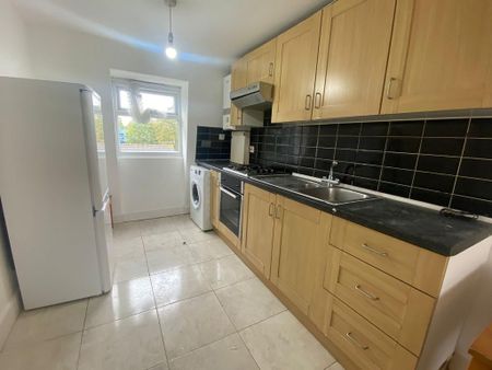 1 bedroom flat to rent - Photo 3