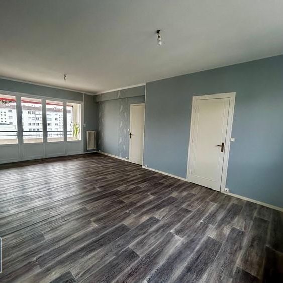 Location Appartement 3 pièces 74m² PERIGUEUX 24000 - Photo 1