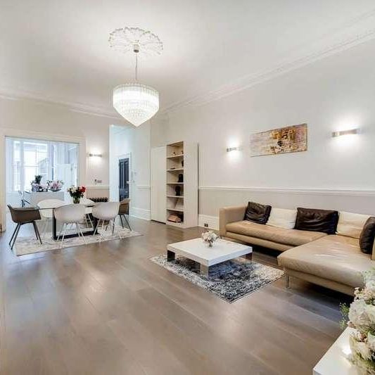 Stanhope Gardens, South Kensington, SW7 - Photo 1