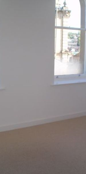Howgate House, 3 Wellington St, Dewsbury, WF13 - Photo 1