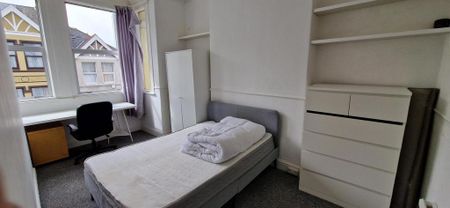 5 bedroom house share to rent - Photo 4