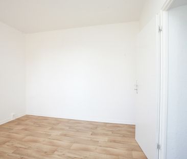 Großer Balkon / Aufzug / Offene Küche - Foto 3