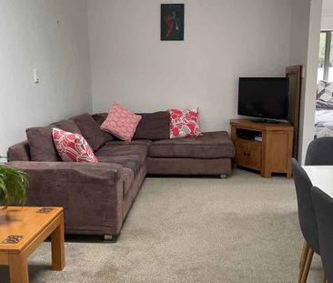 1 Bedroom, Greenhithe, Dog Friendly! - Photo 4