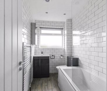 3 bedroom terraced house to rent - Photo 4