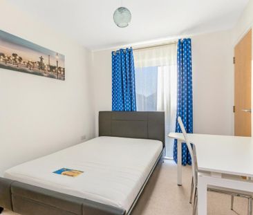 2 bedroom flat to rent - Photo 5