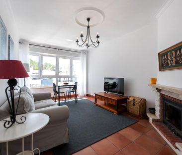 2 Bedroom Apartment with balcony, Alto dos Gaios, Cascais - Photo 1