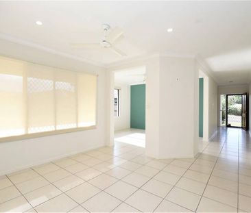 Fantastic Family Home - Fully Air Conditioned - 10kw Solar - Large ... - Photo 1