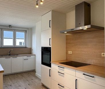 Appartement te huur in Petegem-aan-de-Leie voor € 780 met 2 slaapka... - Photo 2