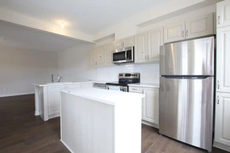 2094 Leinster Circle — 2094 Leinster - Photo 2