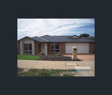 9 Diamond Street, Morphett Vale, SA 5162 - Photo 2