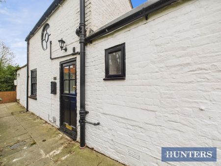 1 bedroom House To Let - Photo 2