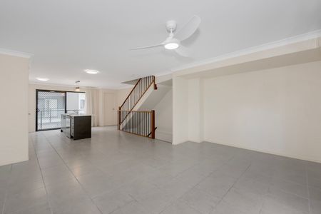 43/10 Riverview Road, Nerang, QLD 4211 - Photo 4