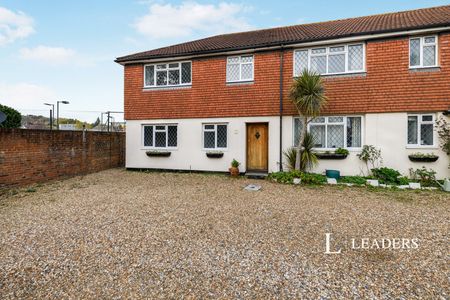 2 bedroom apartment to rent Linkfield Lane, Redhill, Surrey, RH1 - Photo 3