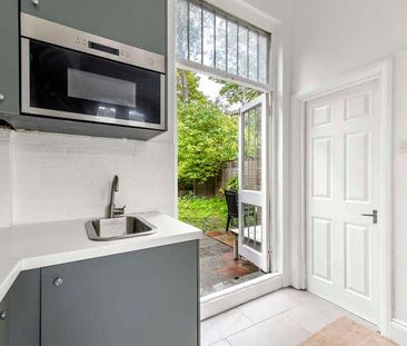 Hermitage Road, London, N4 - Photo 3