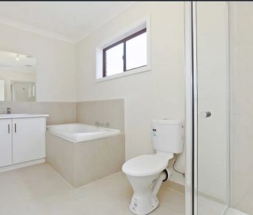 Low-Maintenance Living in the Heart of Wyndham Vale - Photo 6