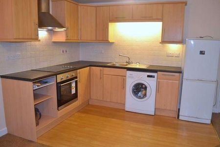 2 bedroom apartment to rent - Photo 5