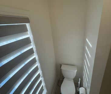 For Lease - 8 UNWIND Crescent Unit# (Upper Level), Brampton, Ontario - Photo 1