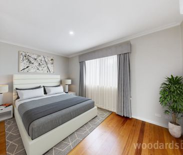 Modern Comfort and Convenience in Prime Balwyn Location - Photo 4