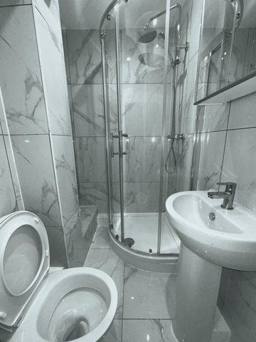 House share to rent - Photo 3