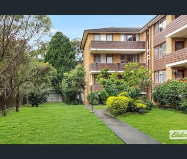 ELEVATED UNIT IN A CENTRAL LOCATION - Photo 3