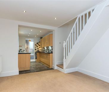 2 bedroom terraced house to rent - Photo 1