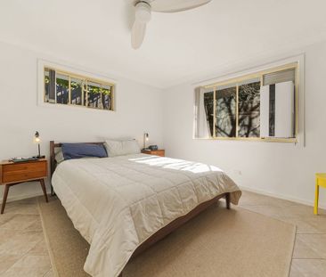 SPACIOUS & WELL-PRESENTED GRANNY FLAT! - Photo 2