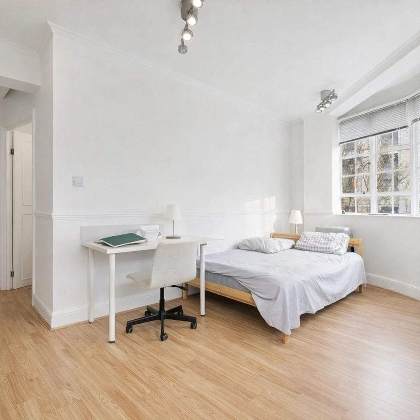 1 Bed Flat, Sloane Avenue, SW3 - Photo 1