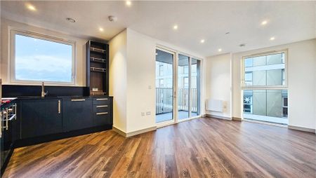 Eden Grove, Staines-upon-Thames, Surrey, TW18 4ZT - Photo 5