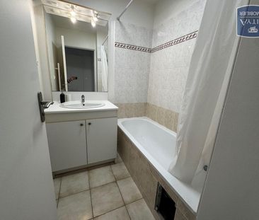 Location Appartement 2 pièces 47m² POITIERS 86000 - Photo 3