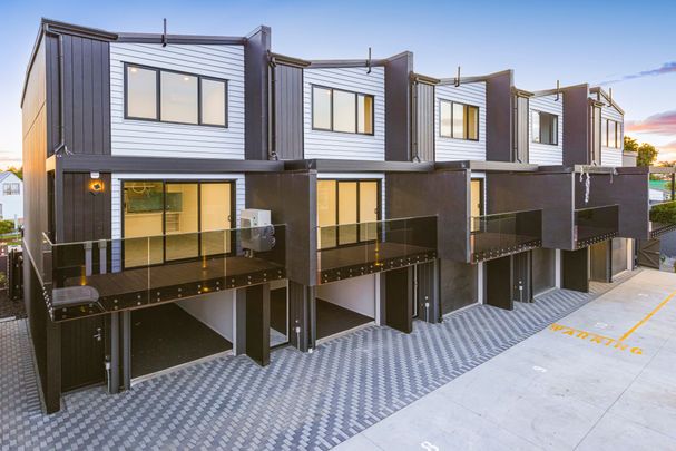 Contemporary 4-Bedroom Family Home - Built to Perfection by MJ Home Group - Photo 1