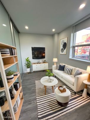 For Lease - 15 Walmer Road Unit# 1006, Toronto, Ontario - Photo 1