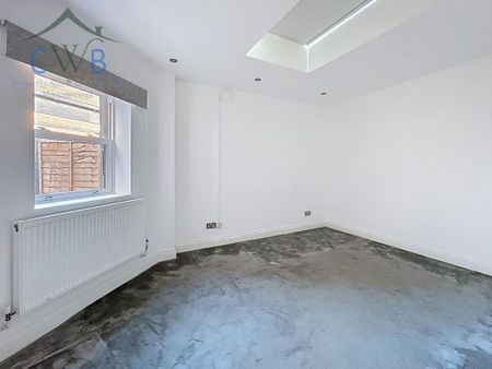 2 bedroom detached bungalow to rent - Photo 2