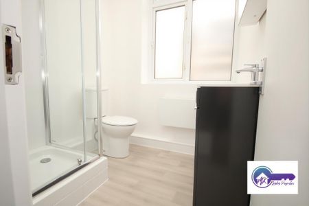 1 Bedroom Studio To Rent - Photo 2