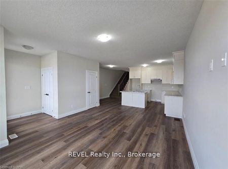 For Lease - 16 Warren Trail, Welland, Ontario - Photo 2