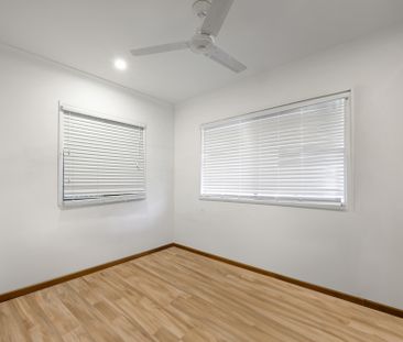 Such a convenient location - Huge living areas - Photo 5