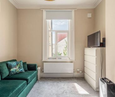 1 bedroom apartment to rent - Photo 2