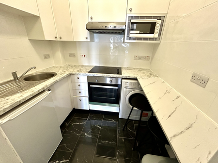 1 bedroom apartment to rent - Photo 2