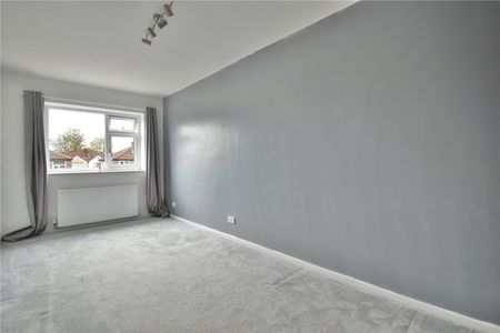 Queens Drive, Heaton Mersey, Stockport, SK4 3JW - Photo 5