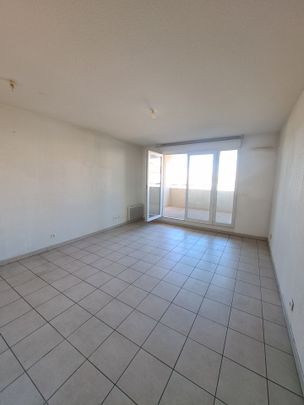 Appartement 1 pièces 26m2 MARSEILLE 13EME 550 euros - Photo 1