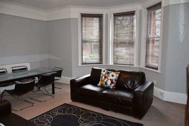 2 Bed Flat, Widdenham Road, N7 - Photo 1