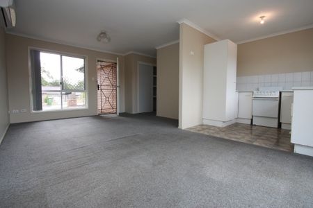 5 Eucalyptus Court, Redbank Plains QLD 4301 - House For Rent | Domain - Photo 2