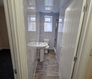 1 Bed Flat, Ashton Road, OL8 - Photo 3
