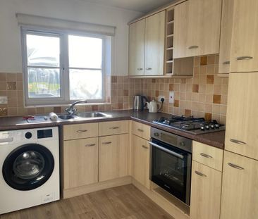 1 bedroom flat to rent - Photo 6