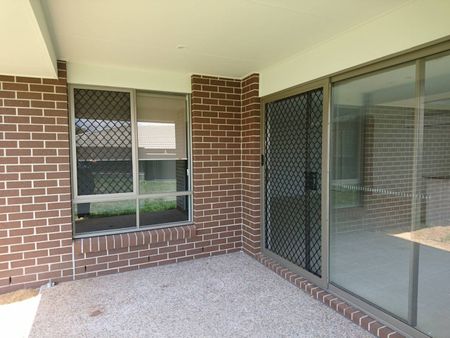 4 BEDROOM HOME IN QUIET CUL-DE-SAC - Photo 5