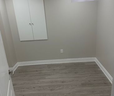 For Lease - 5 Bryony Road, Brampton, Ontario - Photo 2