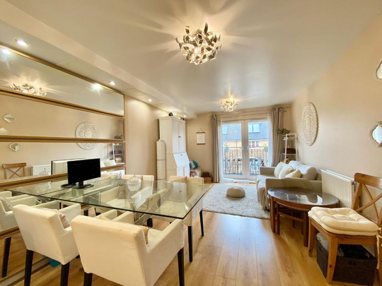 1 bedroom flat to rent - Photo 1