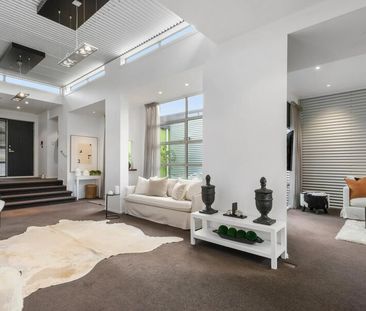 Stunning modern home in Cashmere! - Photo 3