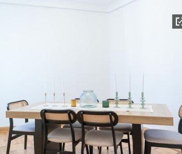 3 room luxury Flat for rent in Madrid, Spain - Photo 2